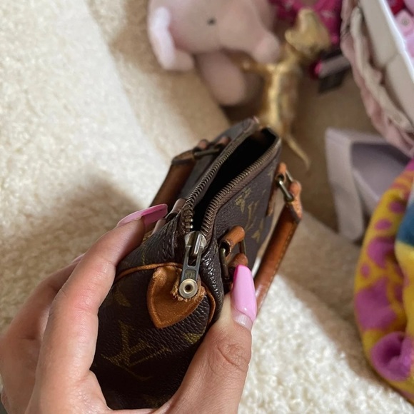 Authentic Louis Vuitton mini speedy - Picture 4 of 6